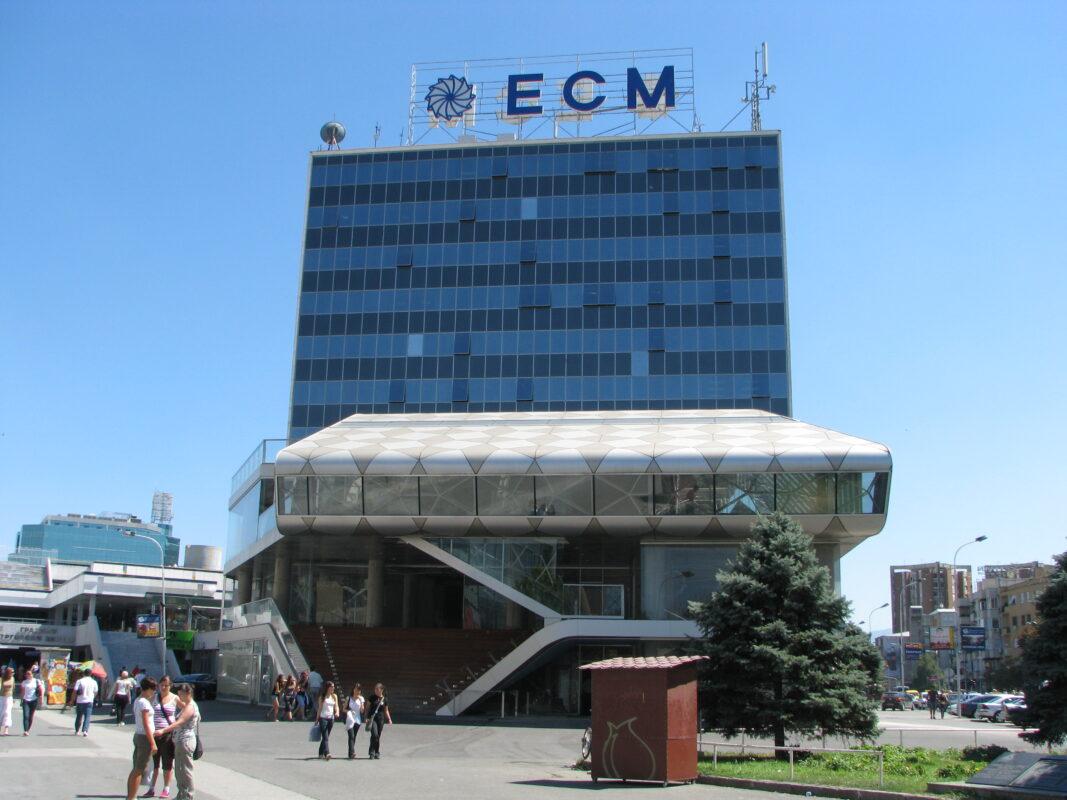 Искане за подписване на договор за присъединяване към ЕВН 1 Преустройство на Апартамент: Ръководство за Законно Усвояване на Тераса