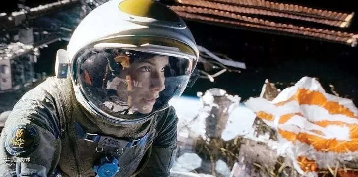 Топ 5 реалистични филми за космоса 4 реалистични филми за космоса - гравитация със сандра бълок
