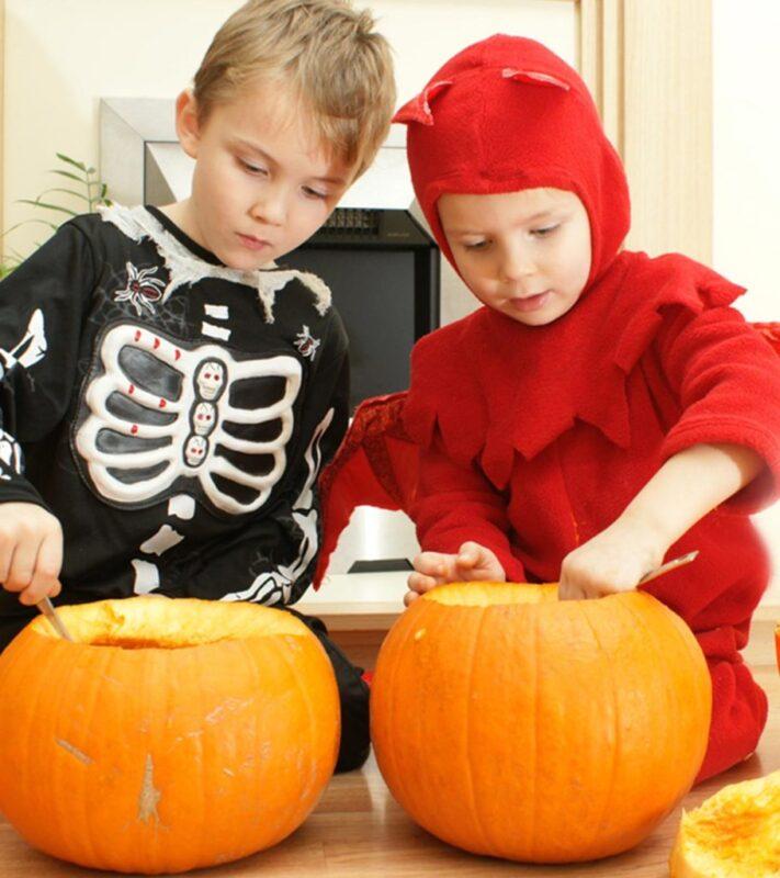 25 лесни идеи за издълбаване на тикви за деца и начинаещи 2 115292 25 easy pumpkin carving ideas for kids and beginners