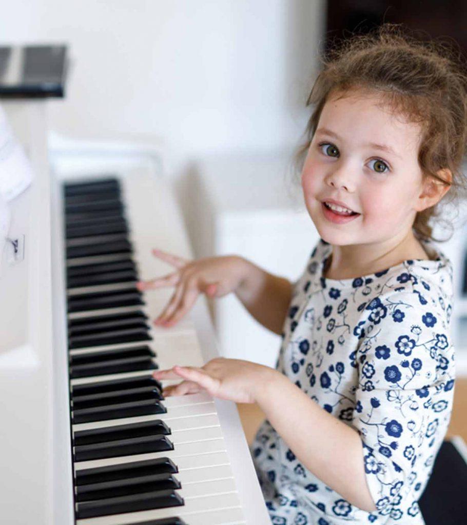 15 лесни песни за пиано за деца и начинаещи 2 121074 15 easy piano songs for kids and beginners to play