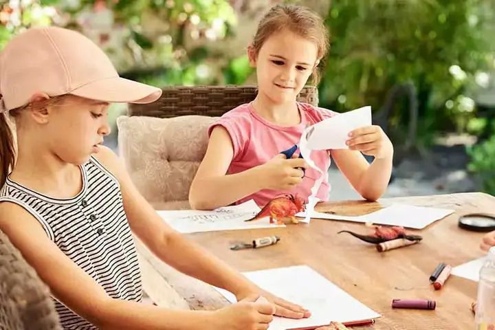 Вкаменелости на динозаври Занаяти с динозаври за деца