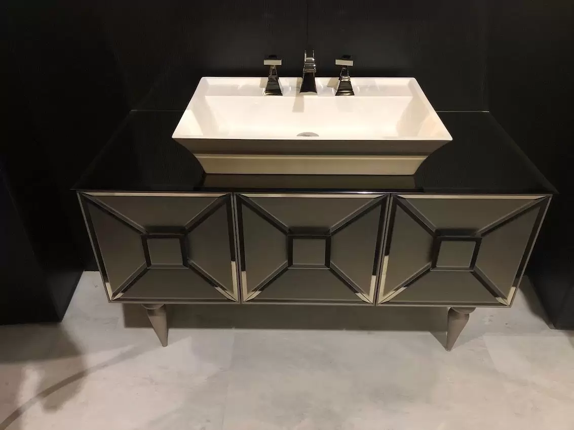 Невероятни дизайни на мивки за баня, които ще харесате 42 Кръгла мивка Dutchmaster Midnight Floral Carillon®