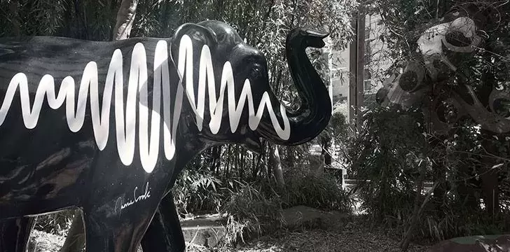 Слонът Лизи, Индустриален талисман от Първата световна война на Шефилд 10 Стадото на Шефилд